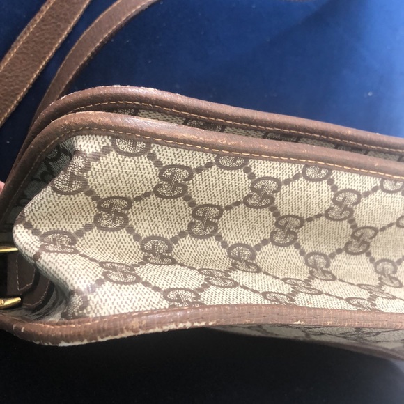 Vintage Gucci Crossbody Bag - Picture 2 of 7